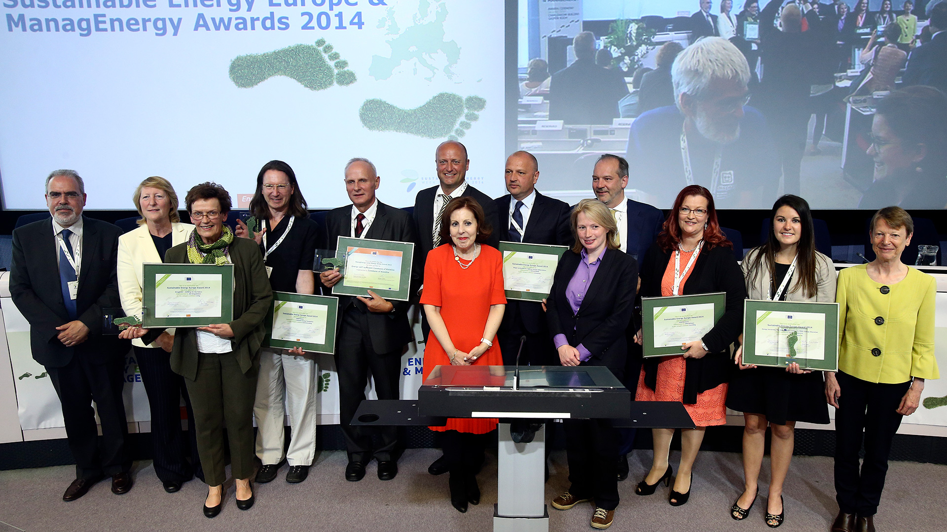 eu-sustainable-energy-europe-awards-group-photo.jpg